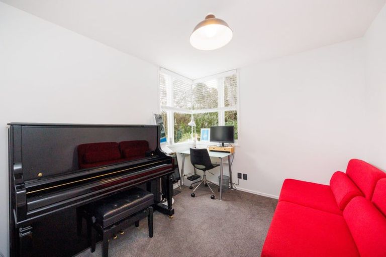 Photo of property in 161 Victoria Avenue, Hokowhitu, Palmerston North, 4410