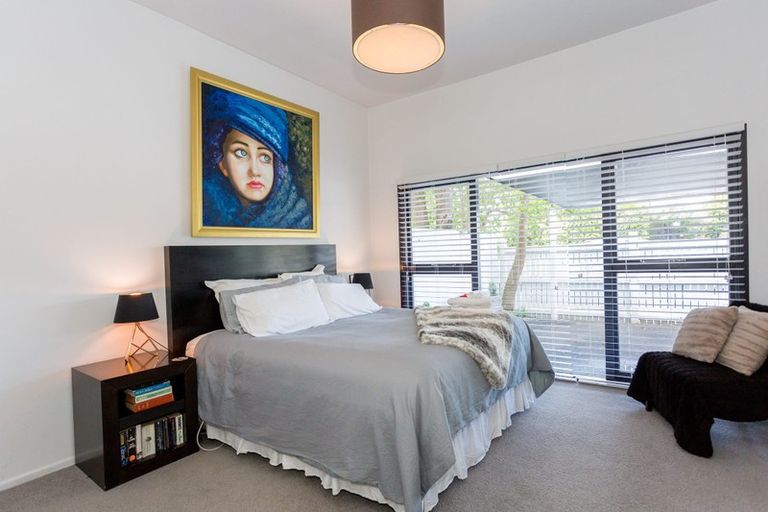 Photo of property in 135 Springfield Road, St Albans, Christchurch, 8014