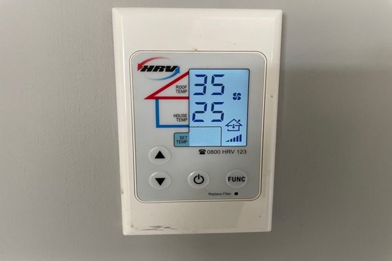 Photo of property in 104 Spinella Drive, Bayview, Auckland, 0629