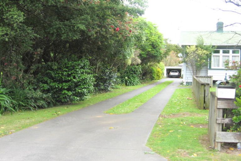 Photo of property in 62 Beach Road, Pahurehure, Papakura, 2113