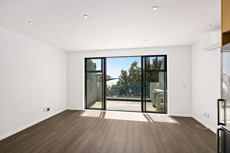 Photo of property in 13/447 Hibiscus Coast Highway, Orewa, 0931