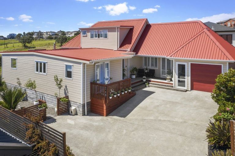 Photo of property in 49 Discovery Drive, Gulf Harbour, Whangaparaoa, 0930