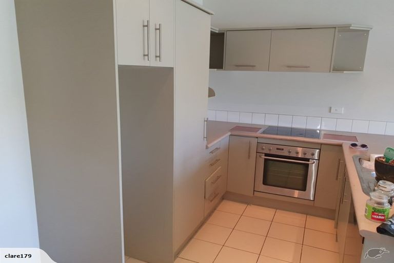 Photo of property in Coromandel Heights, 7/111 Coromandel Street, Newtown, Wellington, 6021