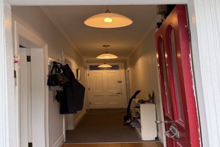 Photo of property in 243 Tinakori Road, Thorndon, Wellington, 6011