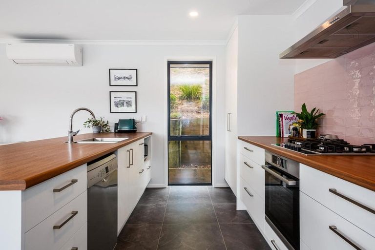 Photo of property in 45 Tradewinds Drive, Whitby, Porirua, 5024