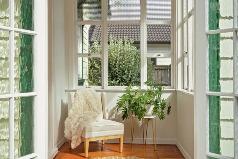 Photo of property in 22 Rimu Street, New Lynn, Auckland, 0600