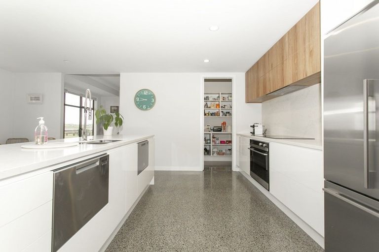 Photo of property in 15 Lake View Terrace, Huntingdon, Ashburton, 7774