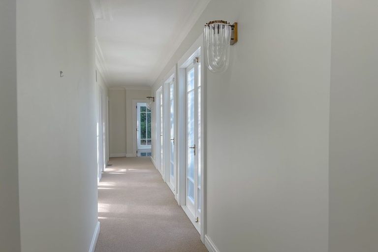 Photo of property in 15 Cambridge Terrace, Devonport, Auckland, 0624