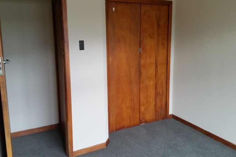 Photo of property in 113 Yaldhurst Road, Sockburn, Christchurch, 8042