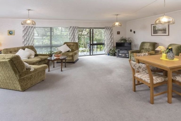 Photo of property in 1/8 Eastridge Court, Northpark, Auckland, 2013