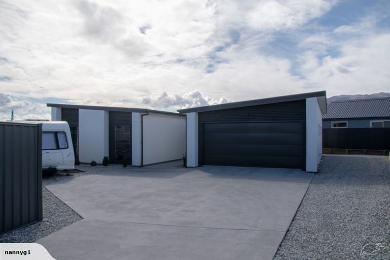 Photo of property in 9 Caledonian Place, Cromwell, 9310