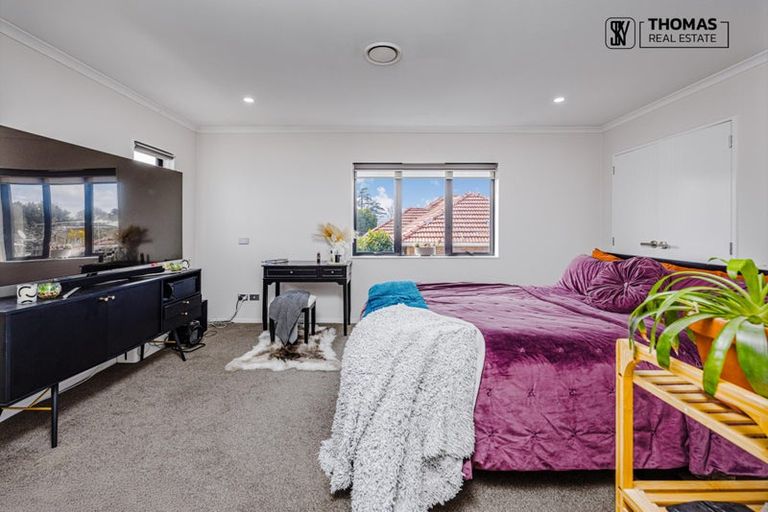 Photo of property in 76 Carruth Road, Papatoetoe, Auckland, 2025