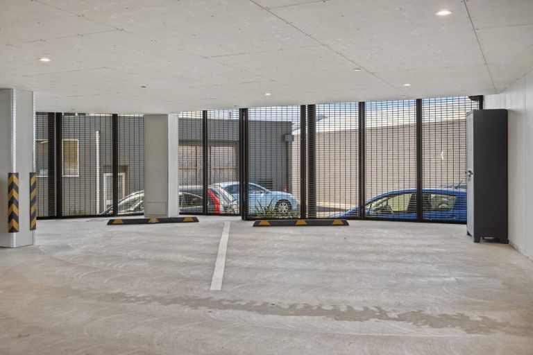 Photo of property in 303/2a Ropa Lane, Miramar, Wellington, 6022