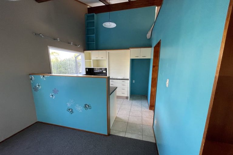 Photo of property in 33 Kurnell Drive, Botany Downs, Auckland, 2010