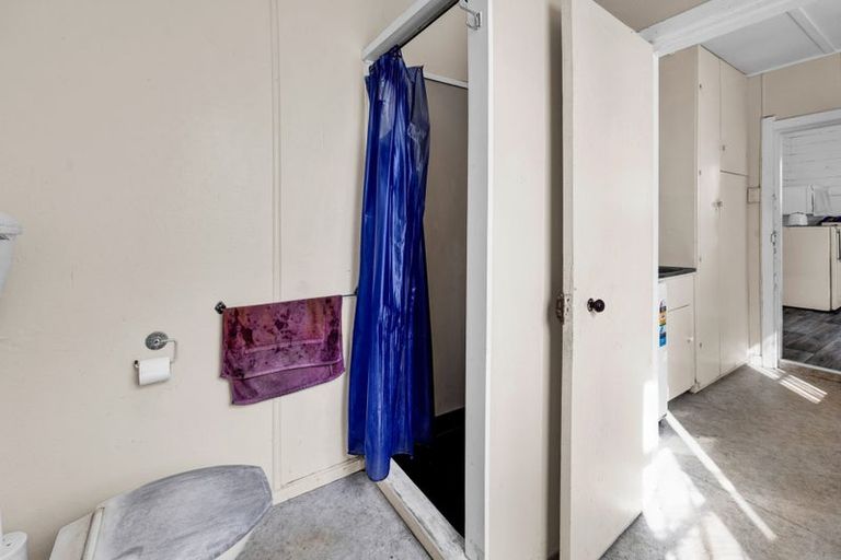 Photo of property in 18 Furlong Street, Hawera, 4610