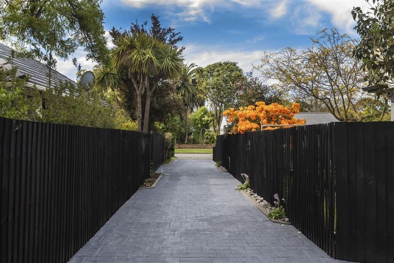 Photo of property in 133a Condell Avenue, Papanui, Christchurch, 8053