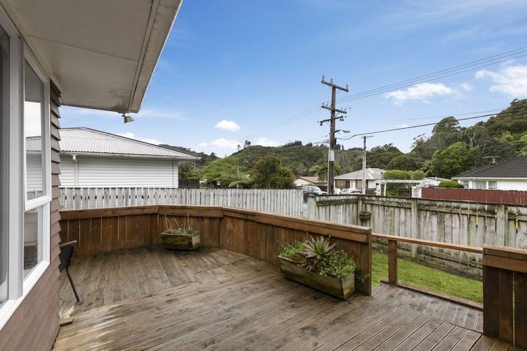 Photo of property in 20 Sunny Grove, Wainuiomata, Lower Hutt, 5014