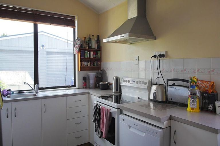 Photo of property in 29 Mercury Street, Milson, Palmerston North, 4414