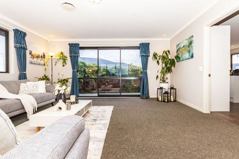 Photo of property in 55 Liberty Grove, Kelvin Grove, Palmerston North, 4414