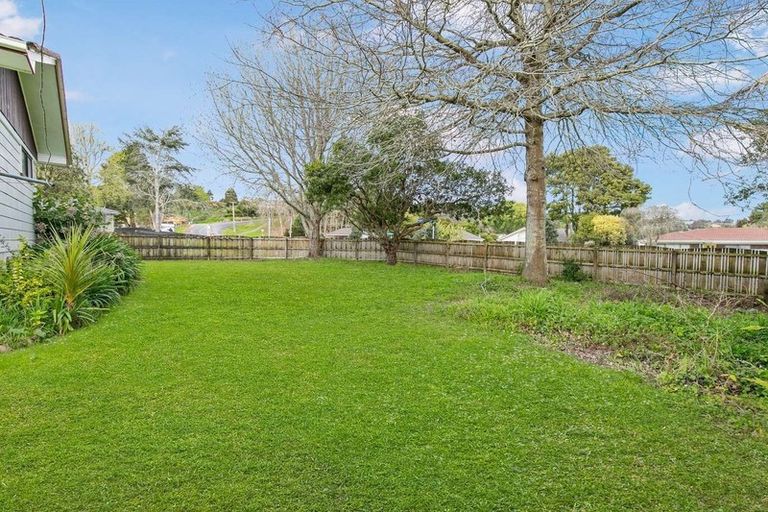 Photo of property in 2 Duckworth Road, Papakura, 2110