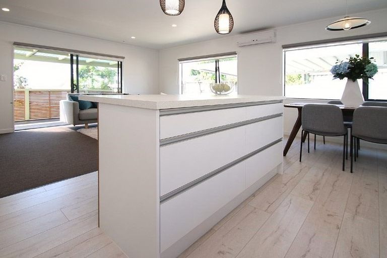 Photo of property in 183a Waitaha Road, Welcome Bay, Tauranga, 3112