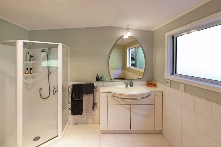 Photo of property in 9 Khouri Avenue, Karori, Wellington, 6012