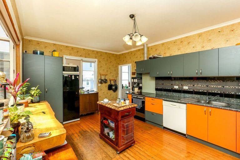 Photo of property in 11 Tothill Street, Frankleigh Park, New Plymouth, 4310