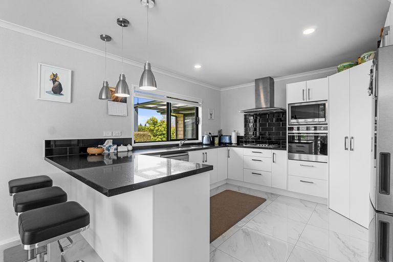 Photo of property in 14 O'sullivan Drive, Matamata, 3400