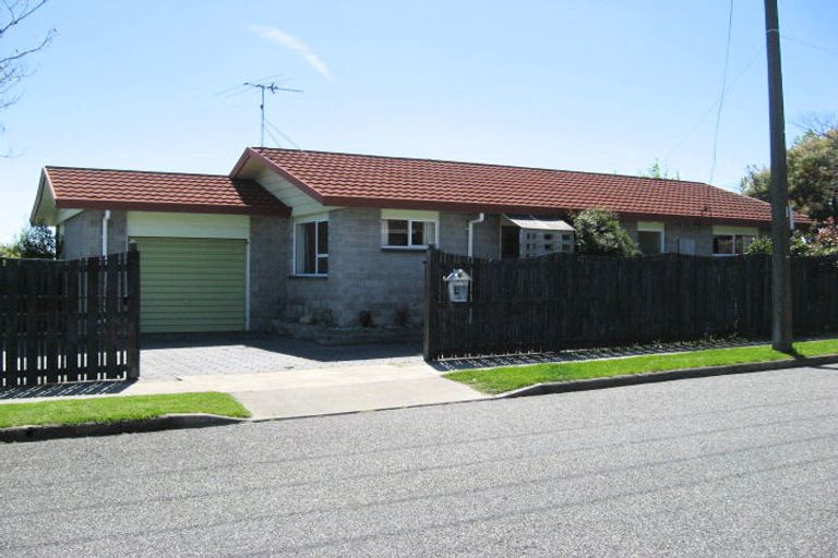 Photo of property in 37 Mckenzie Street, Witherlea, Blenheim, 7201