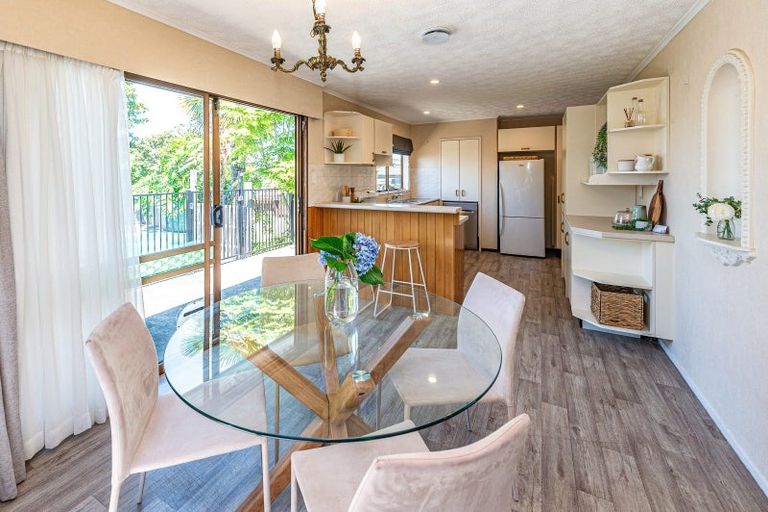 Photo of property in 19 Akepiro Place, Tawhero, Whanganui, 4501