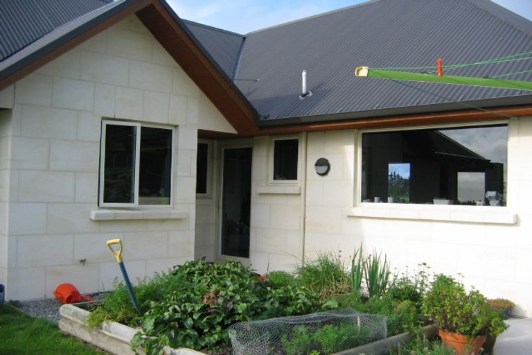 Photo of property in 77 Ribbonwood Road, Geraldine Downs, Geraldine, 7991