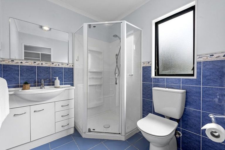 Photo of property in 628a Te Atatu Road, Te Atatu Peninsula, Auckland, 0610