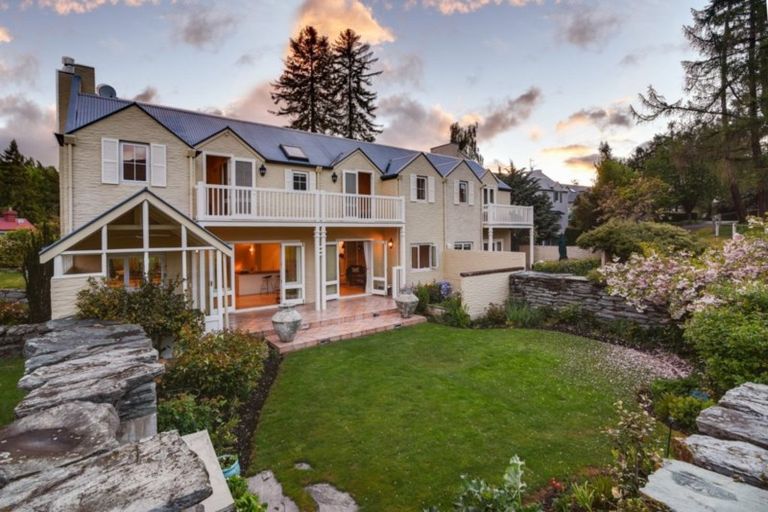 Photo of property in 3 Chalmers Close, Orewa, 0931