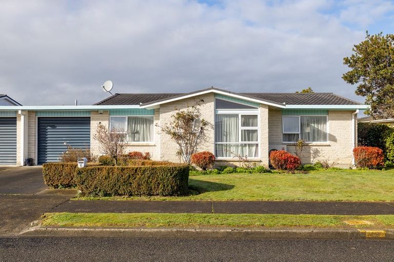 Photo of property in 6 Takahe Street, Masterton, 5810