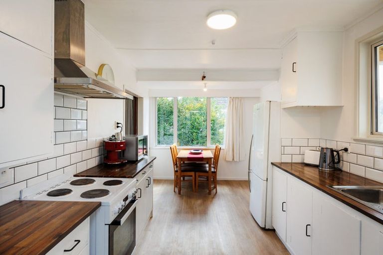 Photo of property in 4 Johnson Street, Bulls, 4818