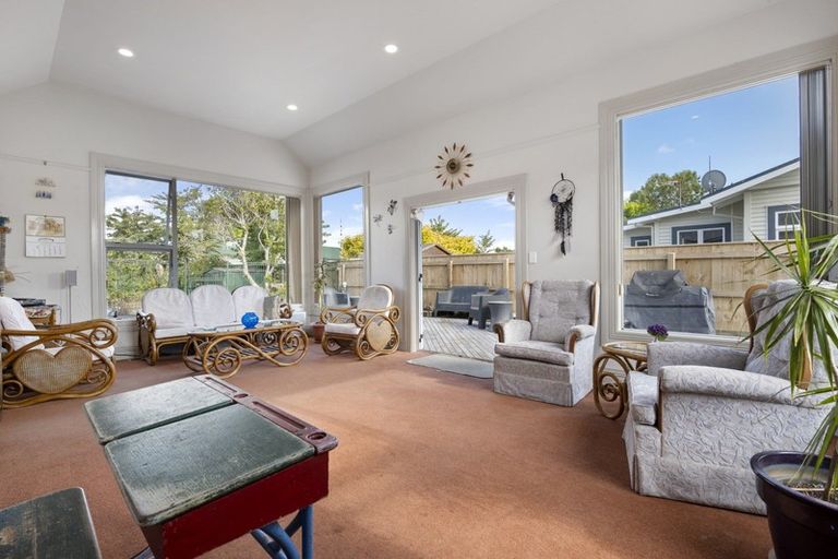 Photo of property in 26 Regan Street, Stratford, 4332