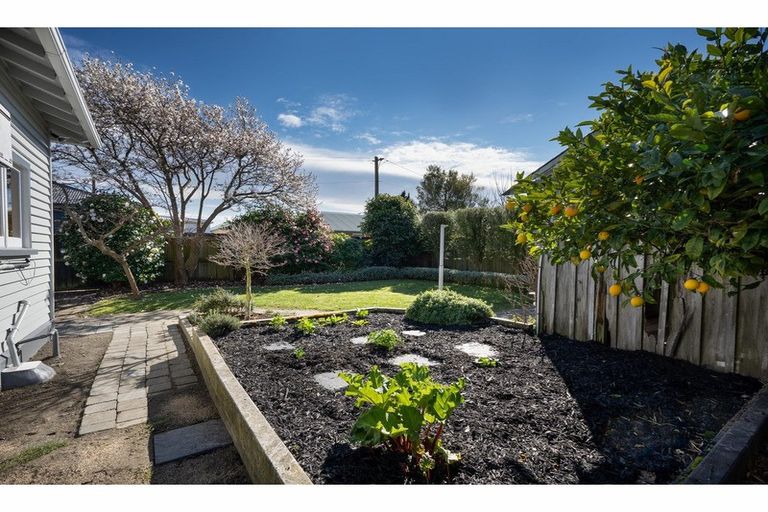 Photo of property in 150 Barrington Street, Somerfield, Christchurch, 8024