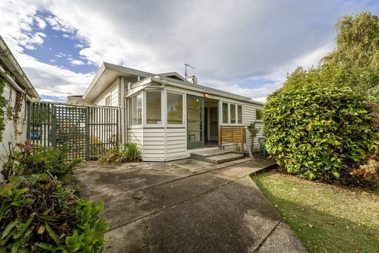 Photo of property in 64 Hull Street, South Hill, Oamaru, 9400