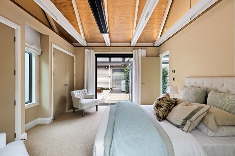 Photo of property in 878 Ridge Road, Riverhead, Albany, 0793