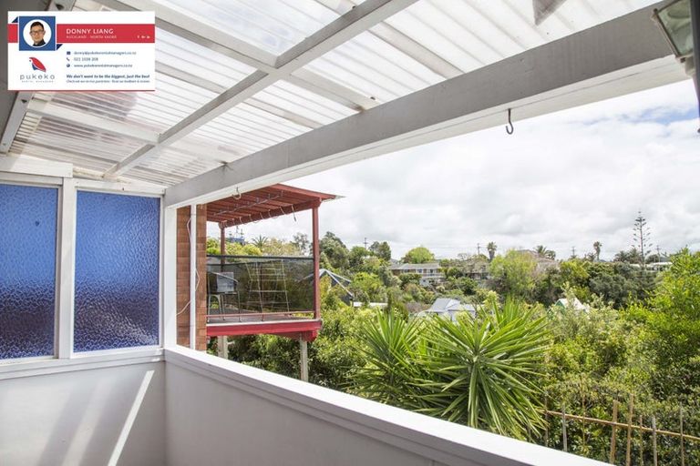 Photo of property in 2 Malters Place, Browns Bay, Auckland, 0630