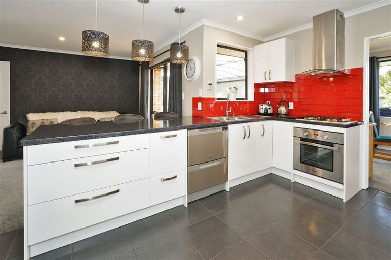 Photo of property in 49 Tuirangi Street, Flagstaff, Hamilton, 3210