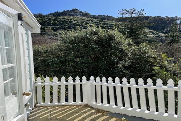 Photo of property in 2 Glenbervie Terrace, Thorndon, Wellington, 6011