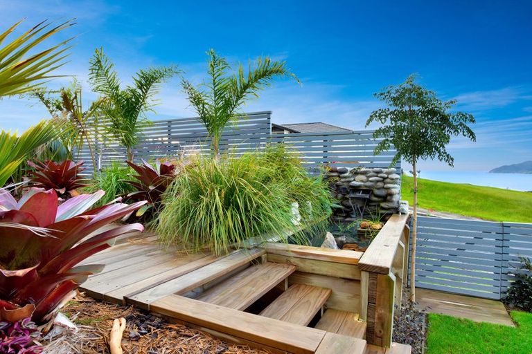 Photo of property in 27 Lori Lane, Coopers Beach, 0420