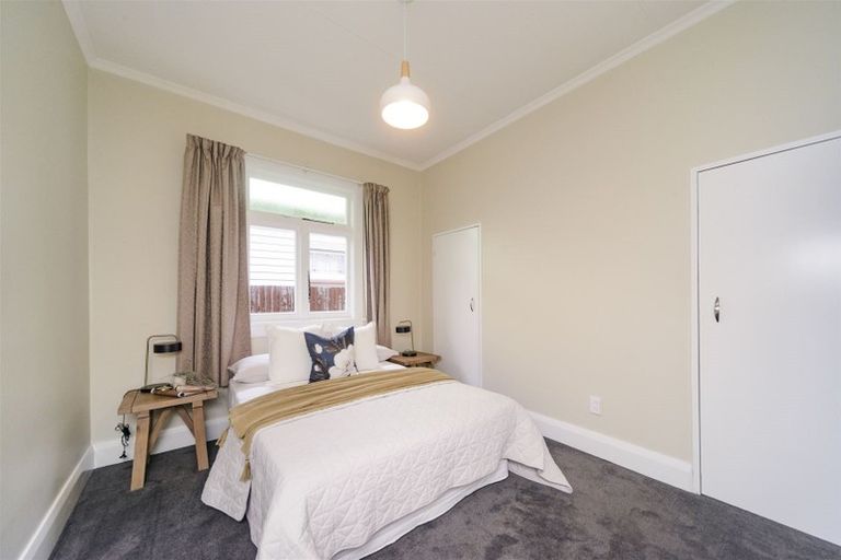 Photo of property in 30 Lyndhurst Street, Takaro, Palmerston North, 4412