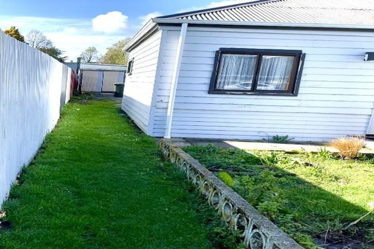 Photo of property in 4 Clifford Street, Clinton, 9534