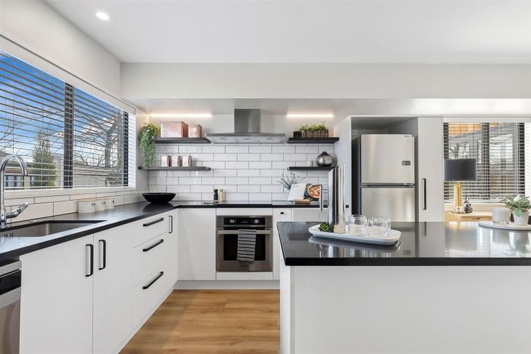 Photo of property in 1/90 Bishop Street, St Albans, Christchurch, 8014