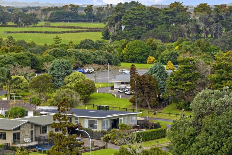 Photo of property in 43 Stella Drive, Clarks Beach, 2122