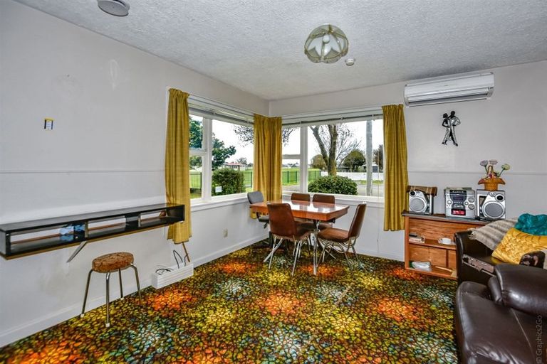 Photo of property in 47 Emlyn Place, Avondale, Christchurch, 8061