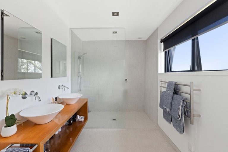 Photo of property in 449 Rodney Road, Big Omaha, 0985