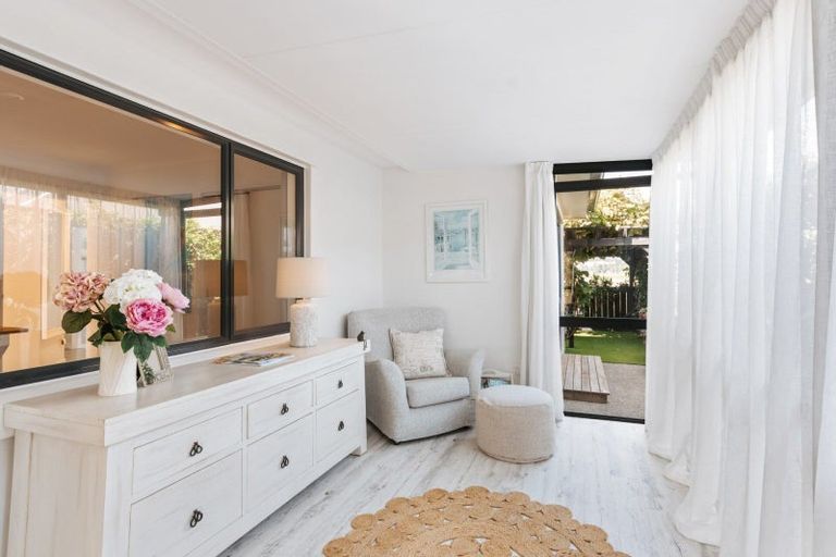 Photo of property in 54 Oreti Crescent, Papamoa Beach, Papamoa, 3118